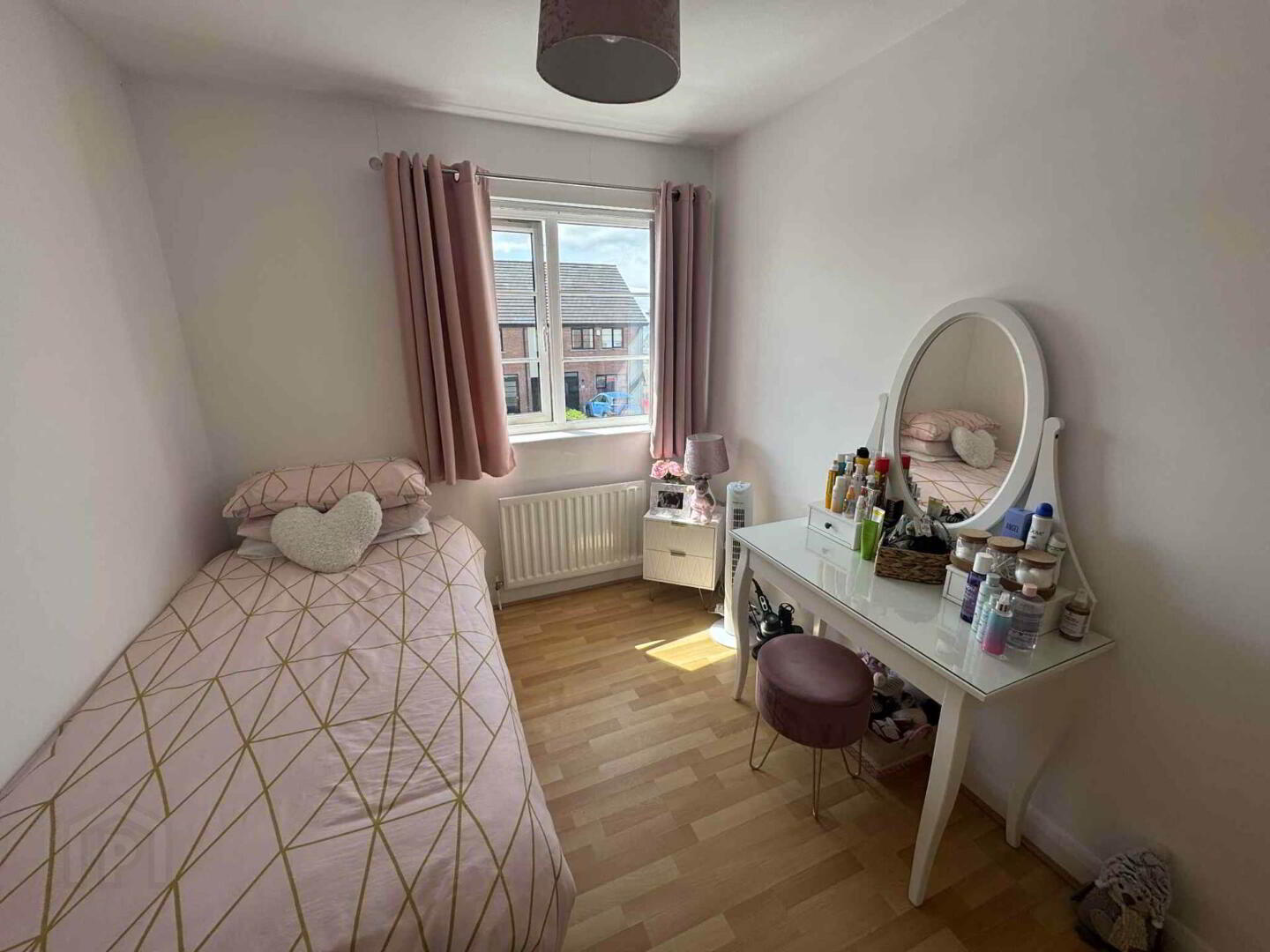 5 Highgrove Gate 13 of 17