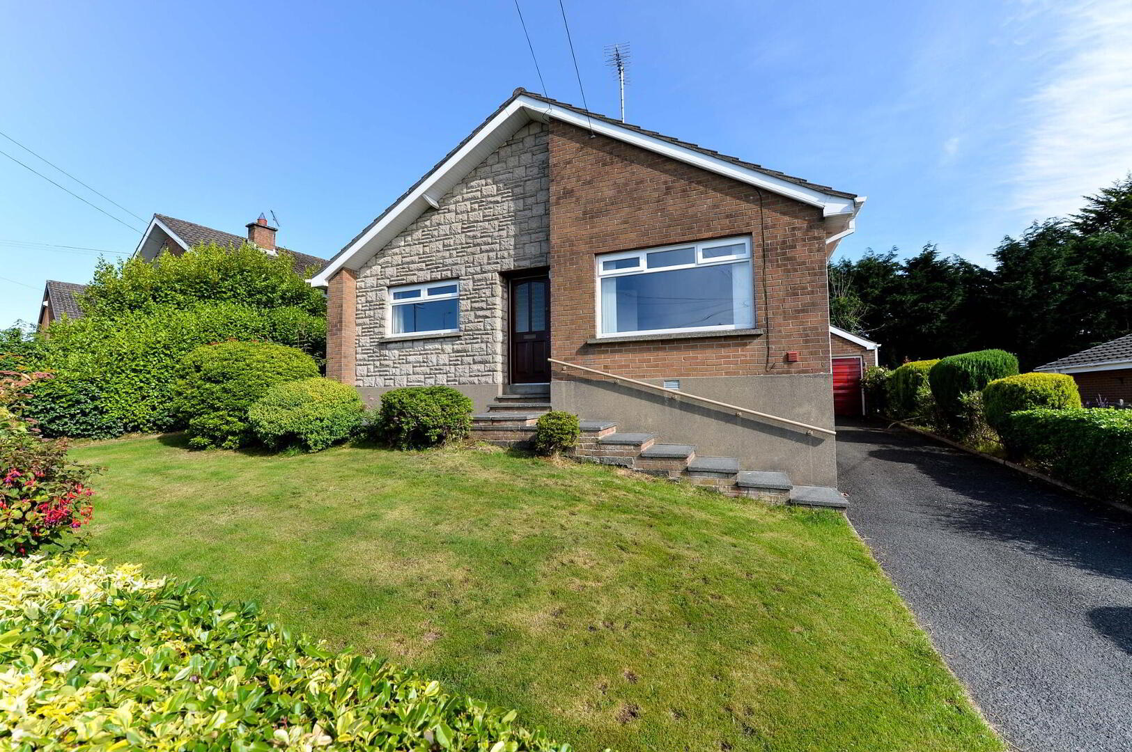 10 Moyra Drive 1 of 16