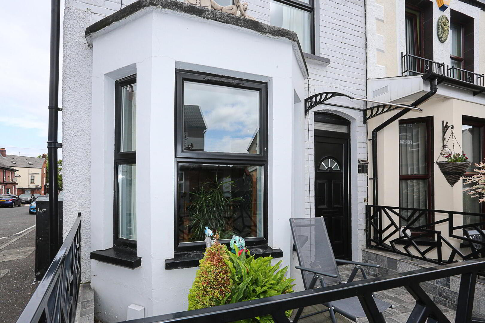 property description image