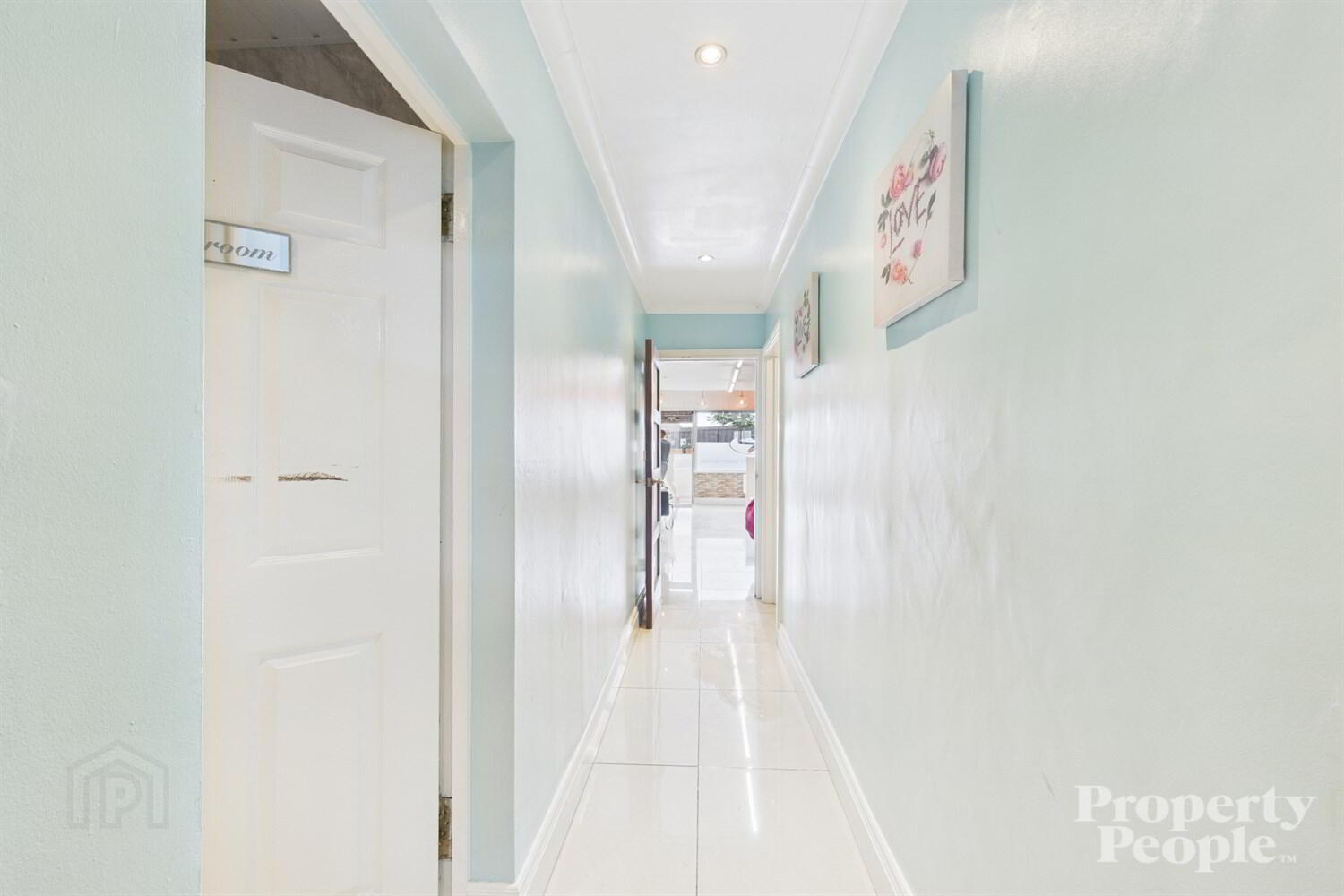 69 Mountview Street 9 of 25