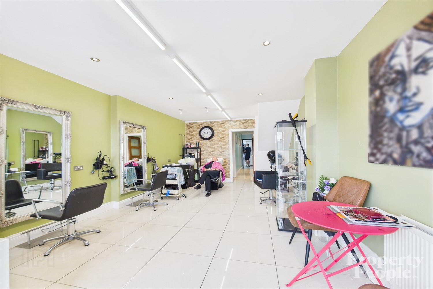69 Mountview Street 18 of 25