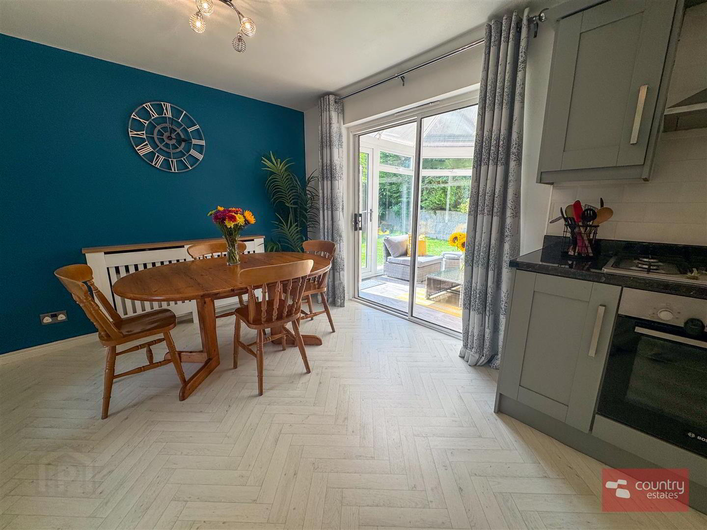 61 Huntingdale Grove 11 of 31