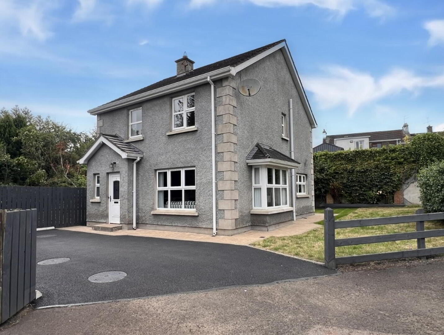9 Loughview Park 1 of 30