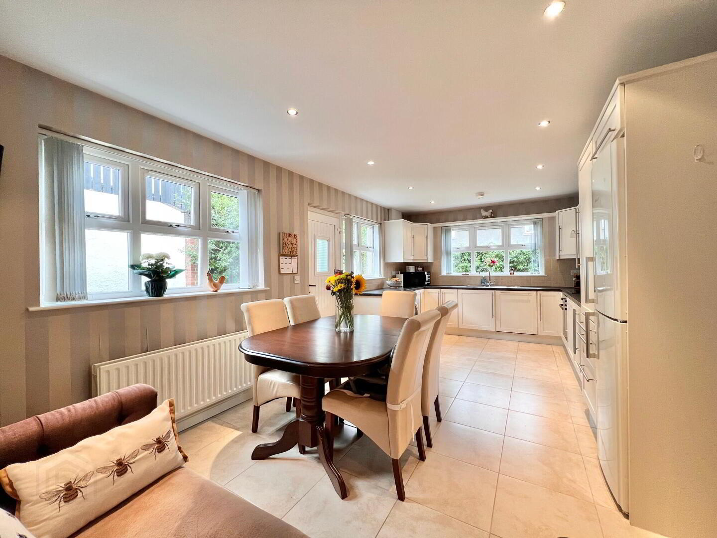 9 Loughview Park 11 of 30