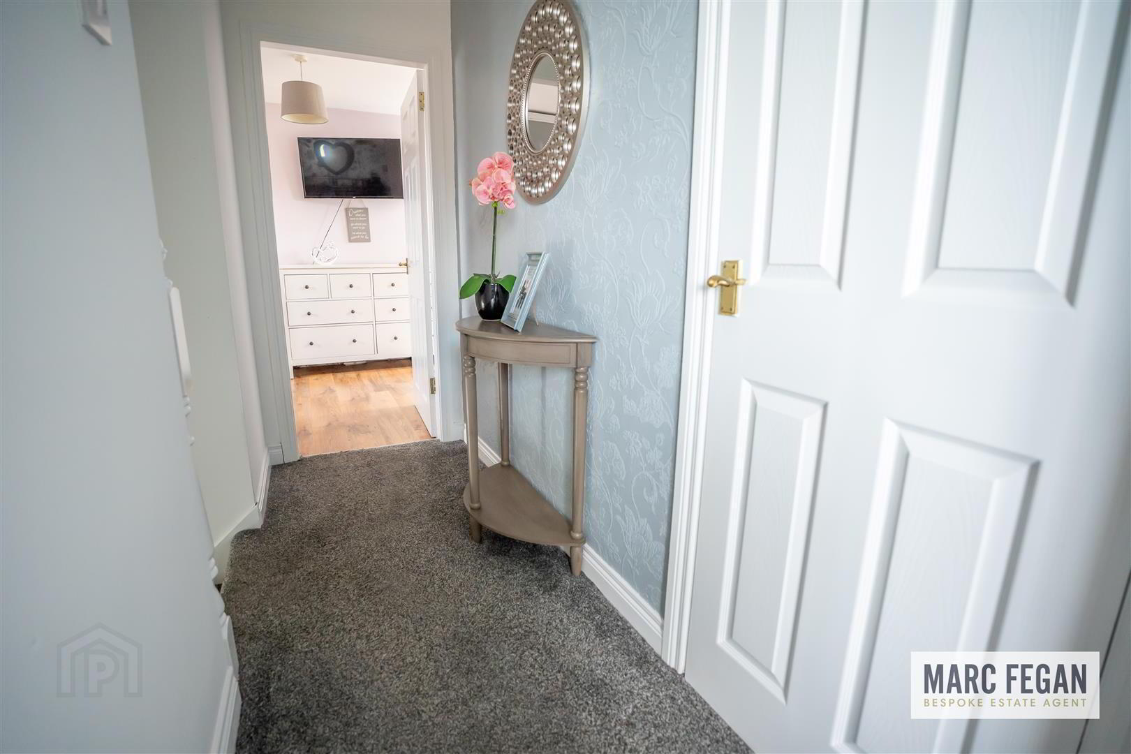 15 Bann Close 27 of 44
