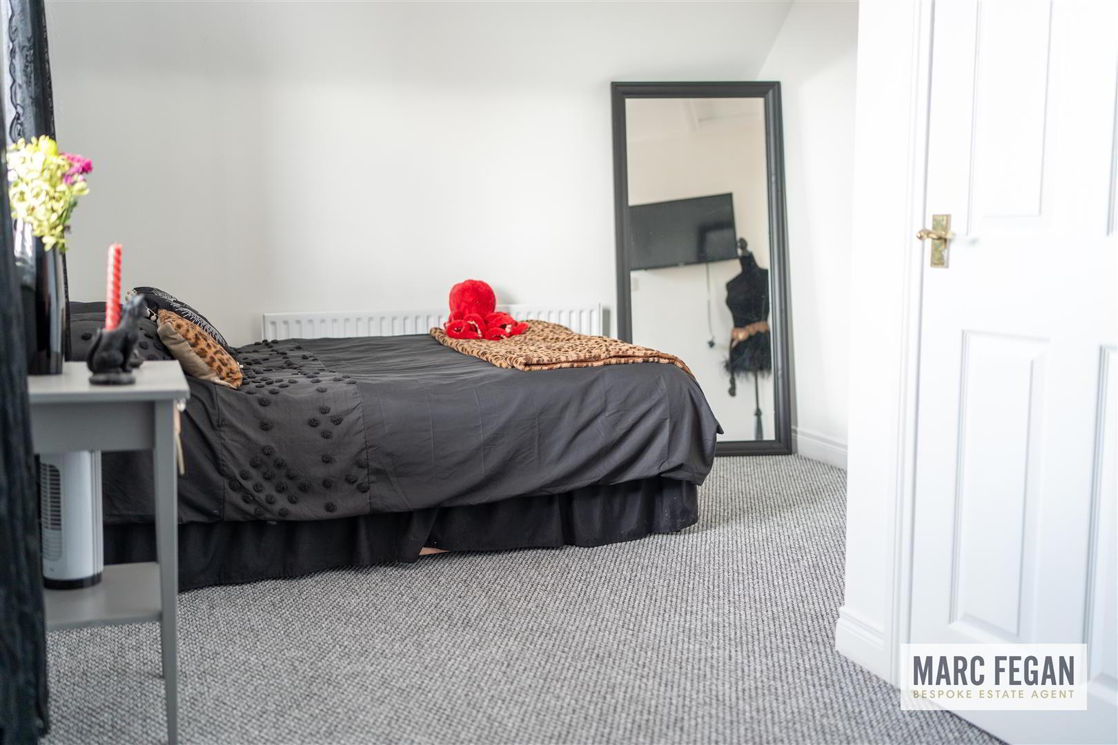 15 Bann Close 24 of 44