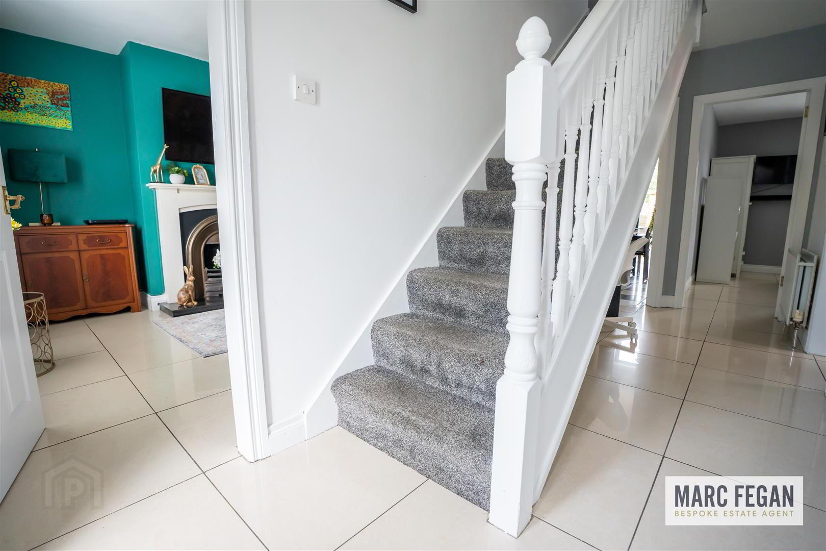 15 Bann Close 23 of 44