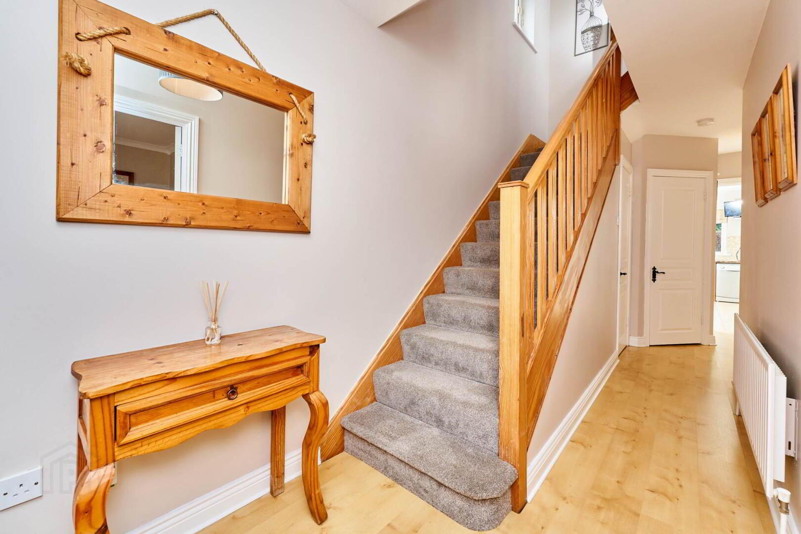 property description image