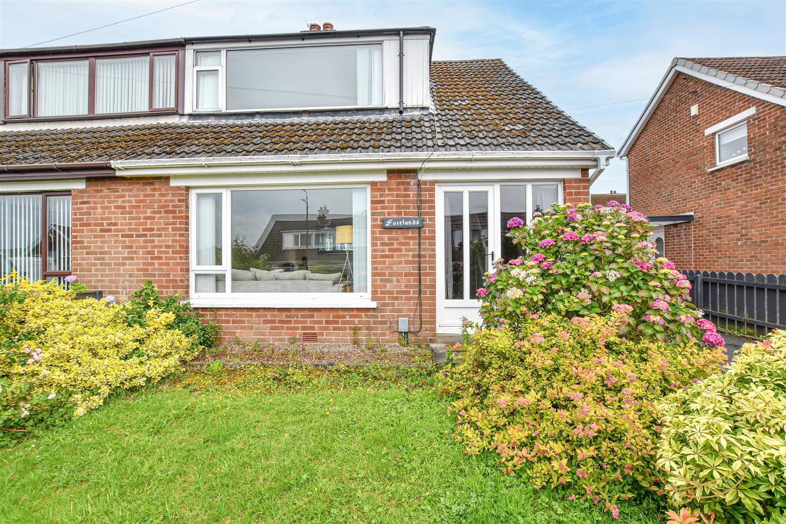 property description image
