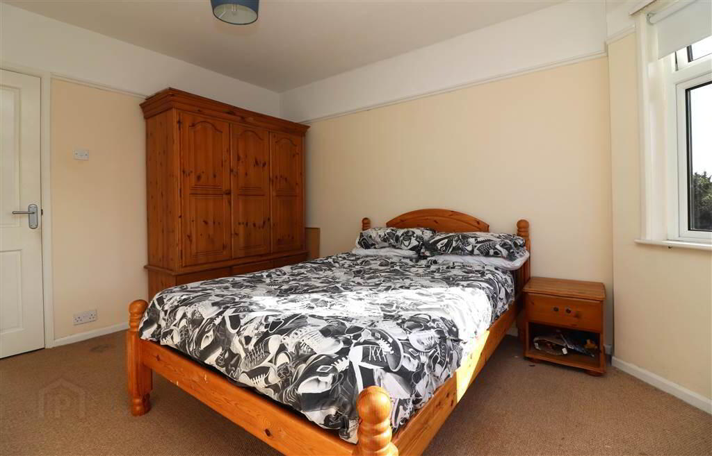 9 Waverley Avenue 12 of 21