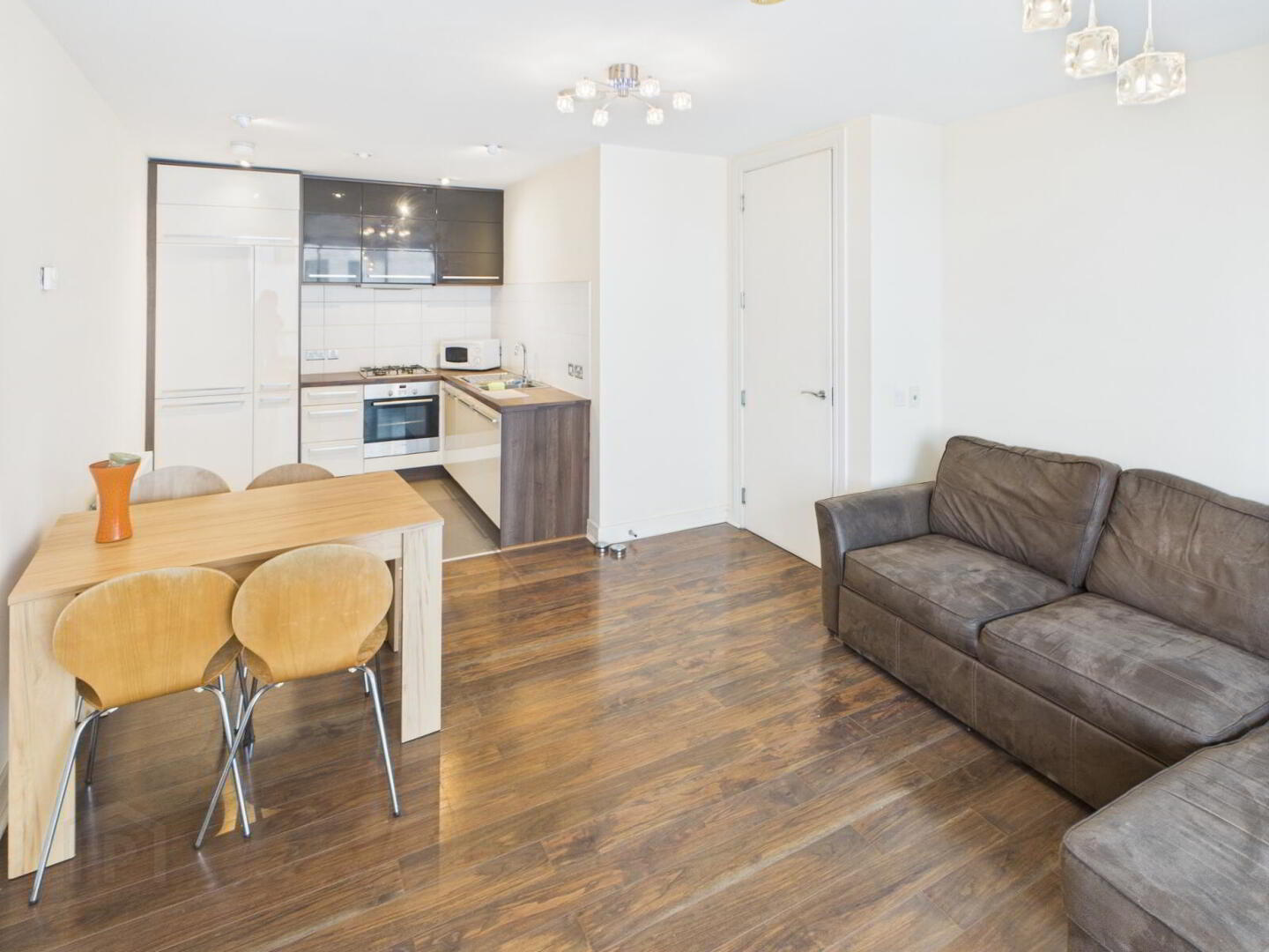 Apartment 11.41 The Arc 2l Queens Road 5 of 8