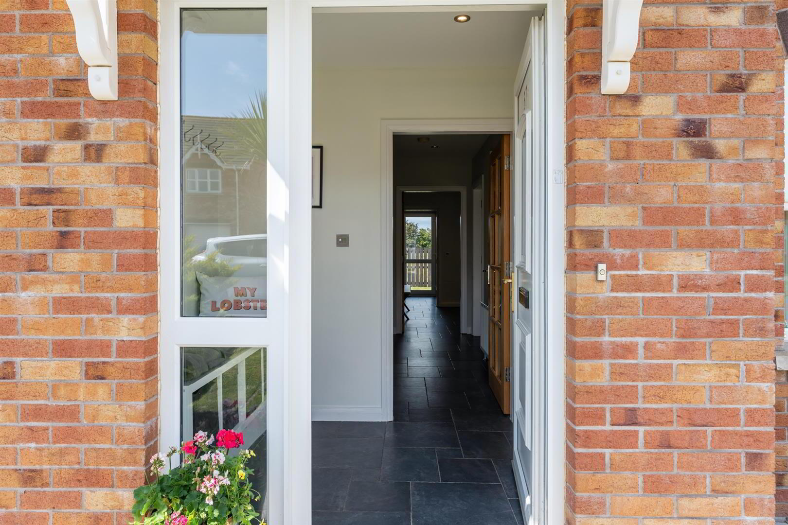 37 St. Andrews Avenue 3 of 23
