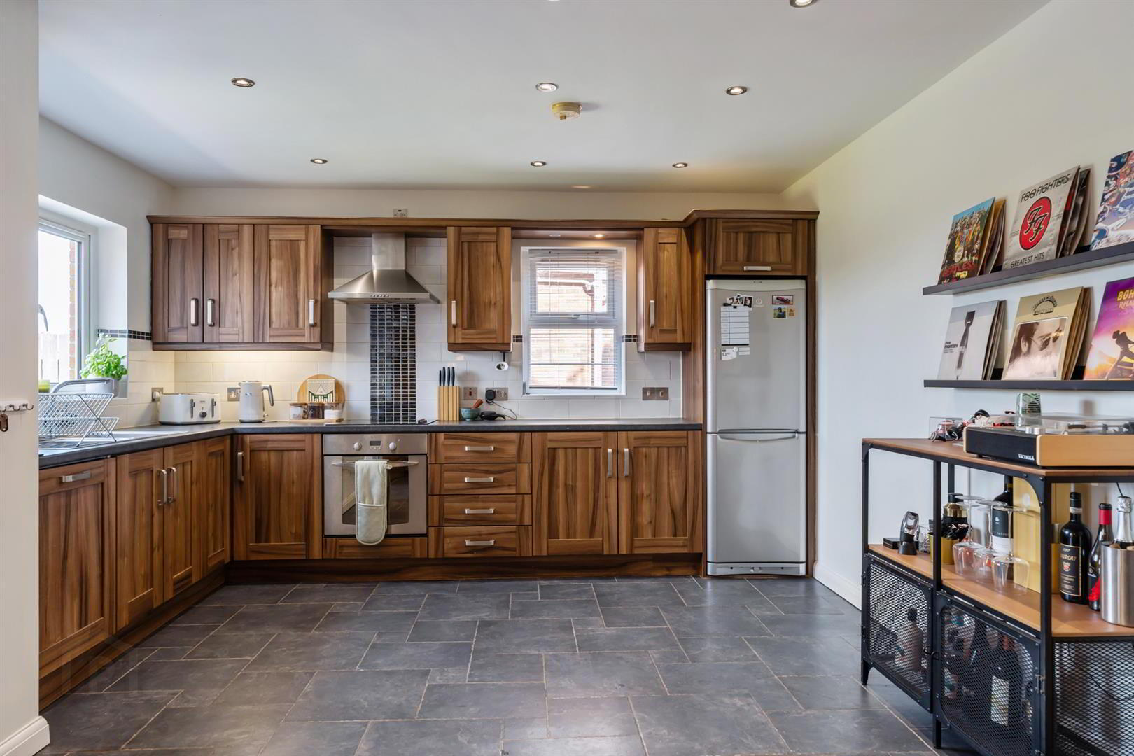 37 St. Andrews Avenue 8 of 23