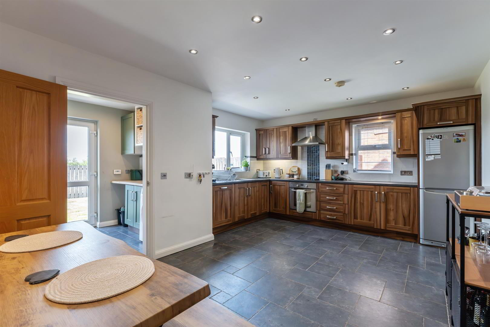 37 St. Andrews Avenue 10 of 23