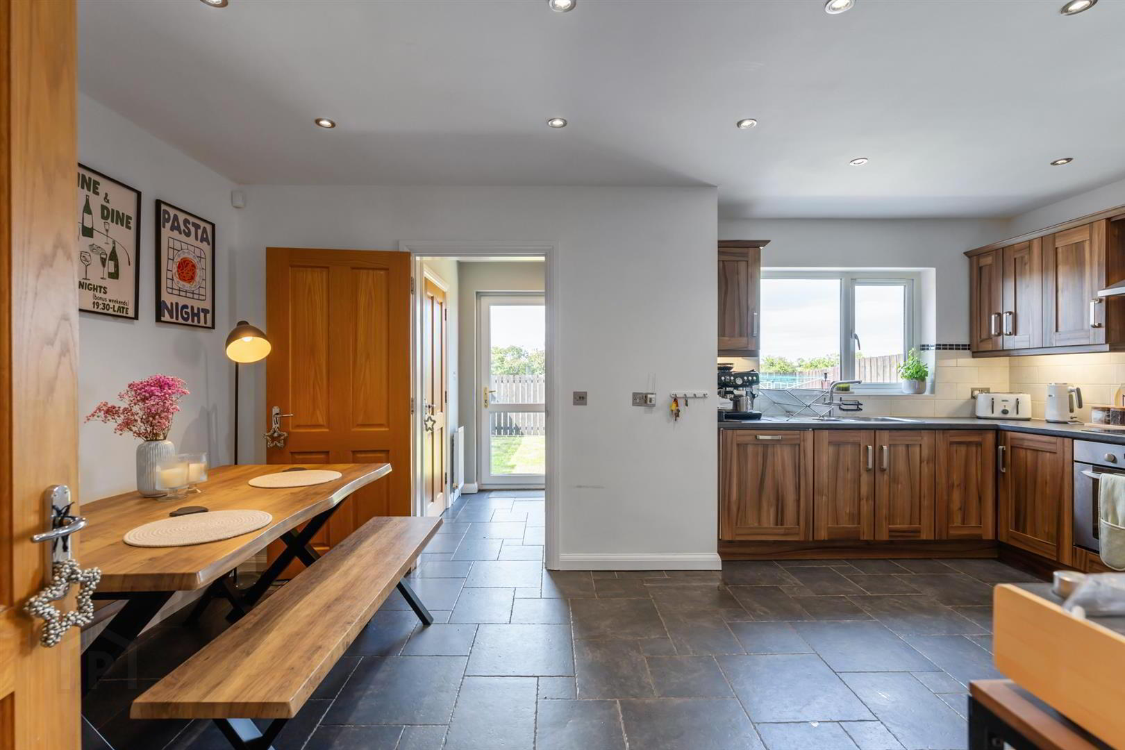 37 St. Andrews Avenue 9 of 23