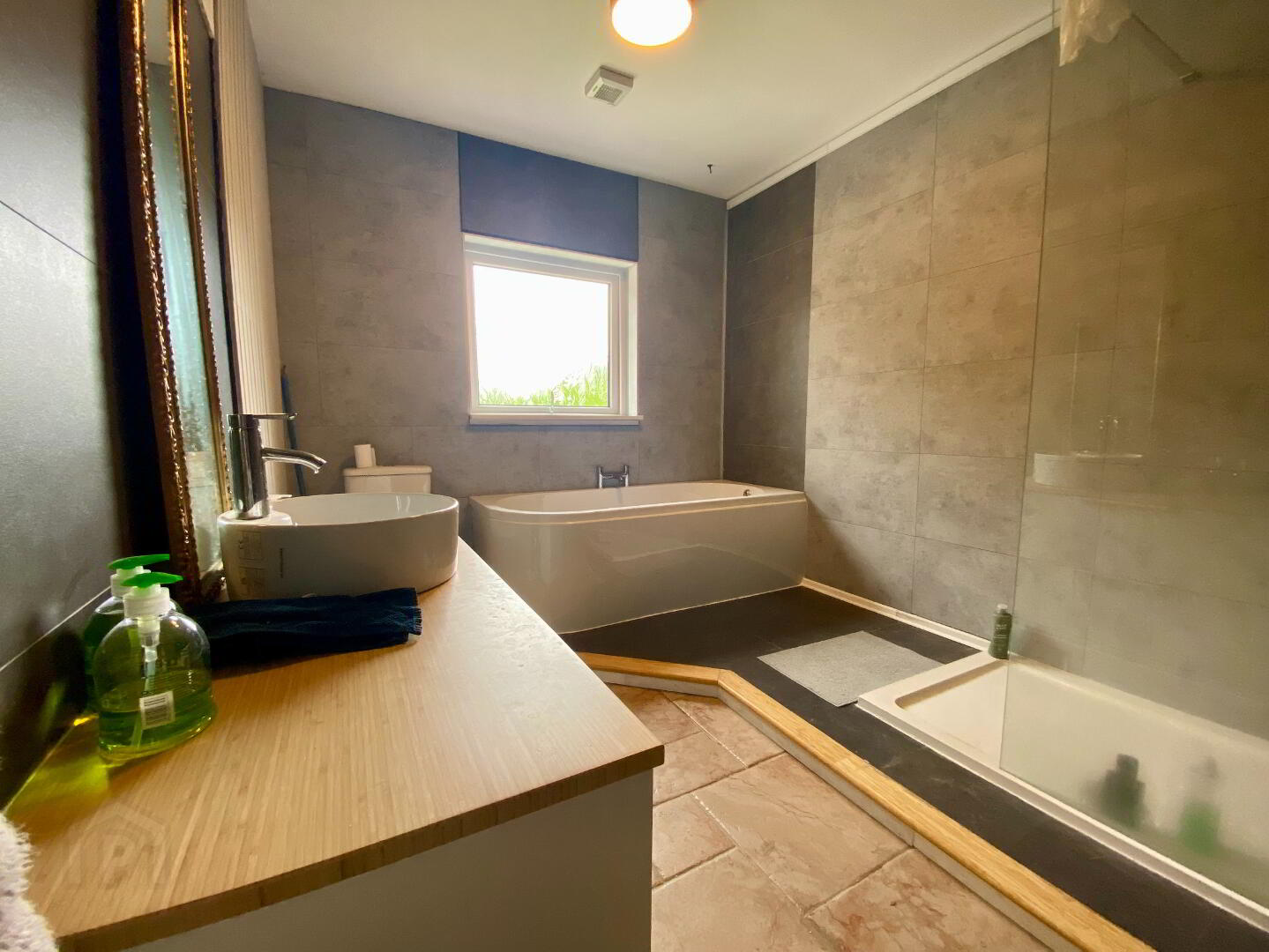 15 Downshire Gardens 16 of 21