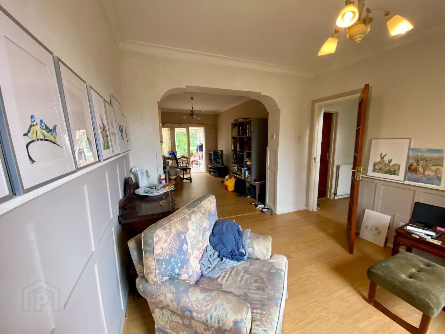 15 Downshire Gardens 5 of 21