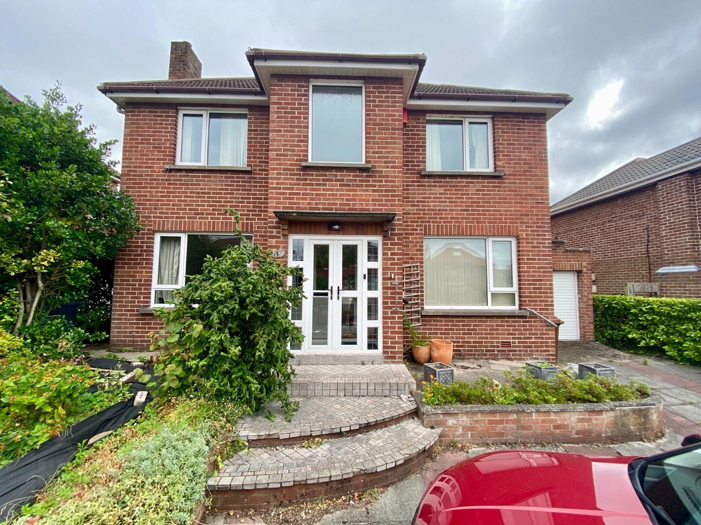 15 Downshire Gardens 1 of 21