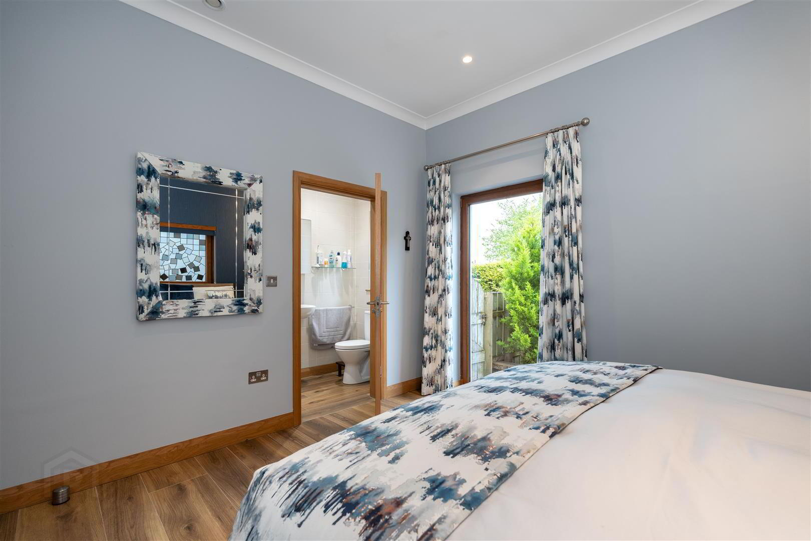 11b Bourlon Road 32 of 54