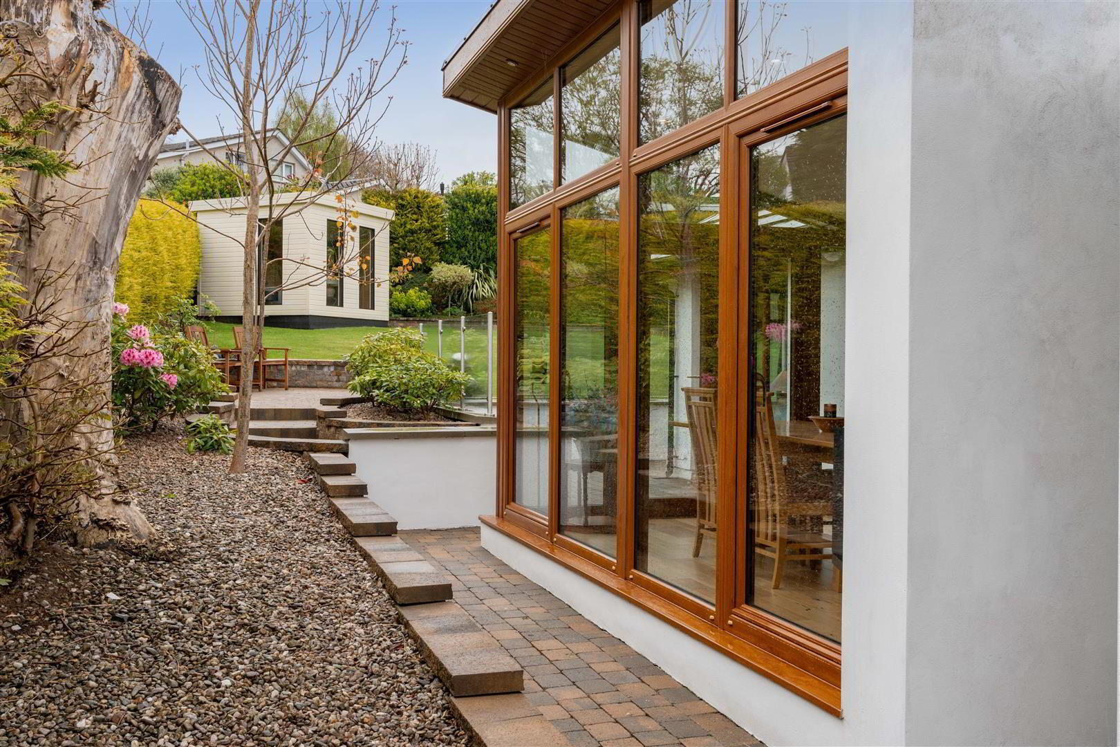11b Bourlon Road 48 of 54