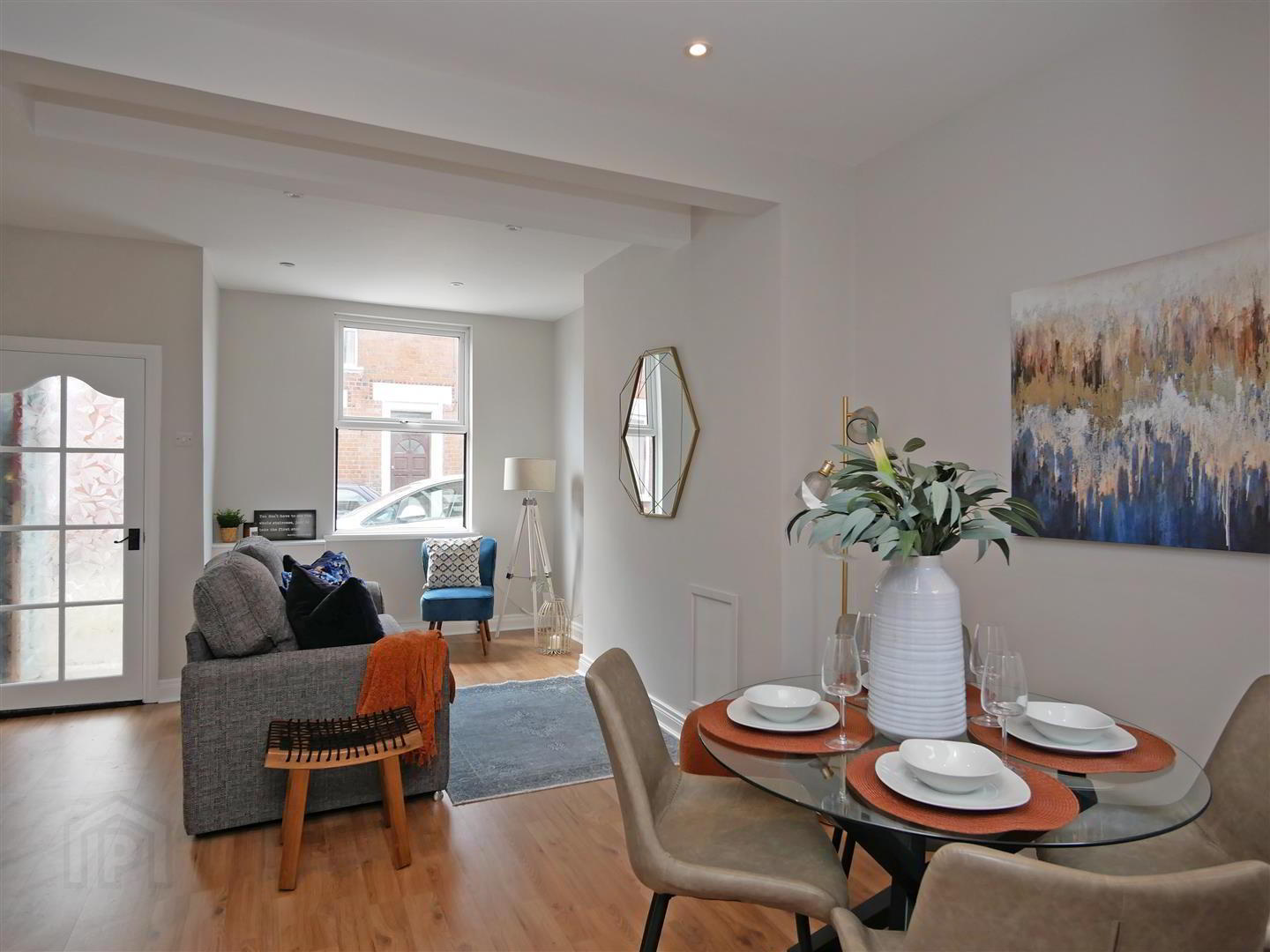 property description image