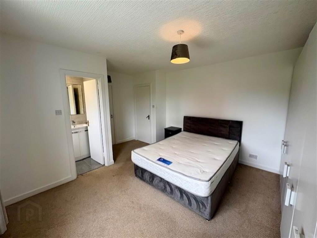 81 Ravenhill Park 12 of 21