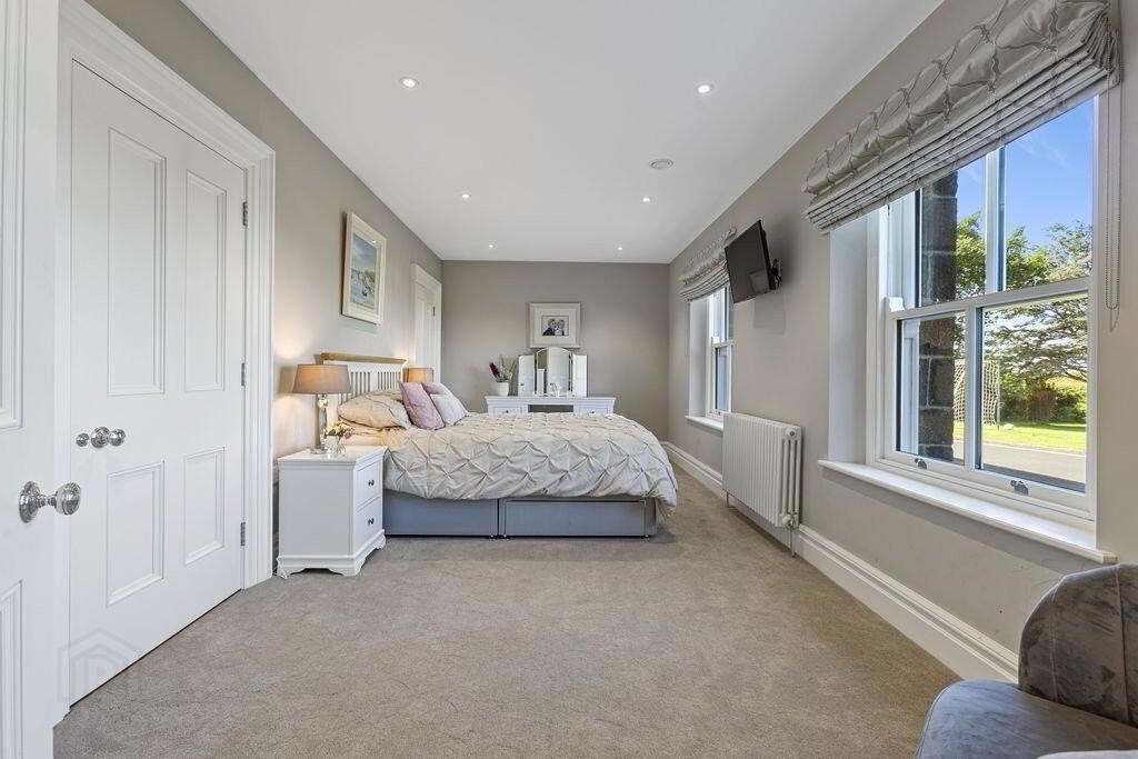 7 Ballymacrea Road 11 of 76