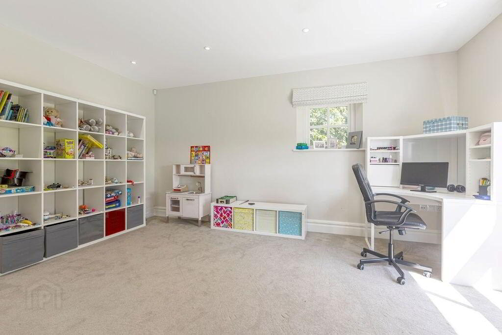 7 Ballymacrea Road 18 of 76