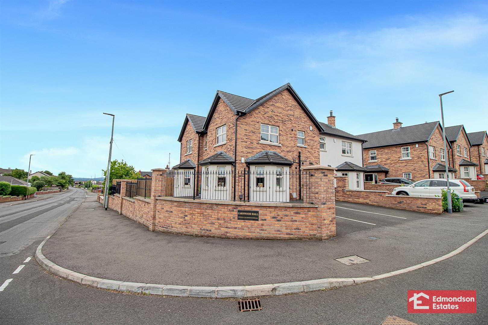 26 Carnwood Hall 1 of 18