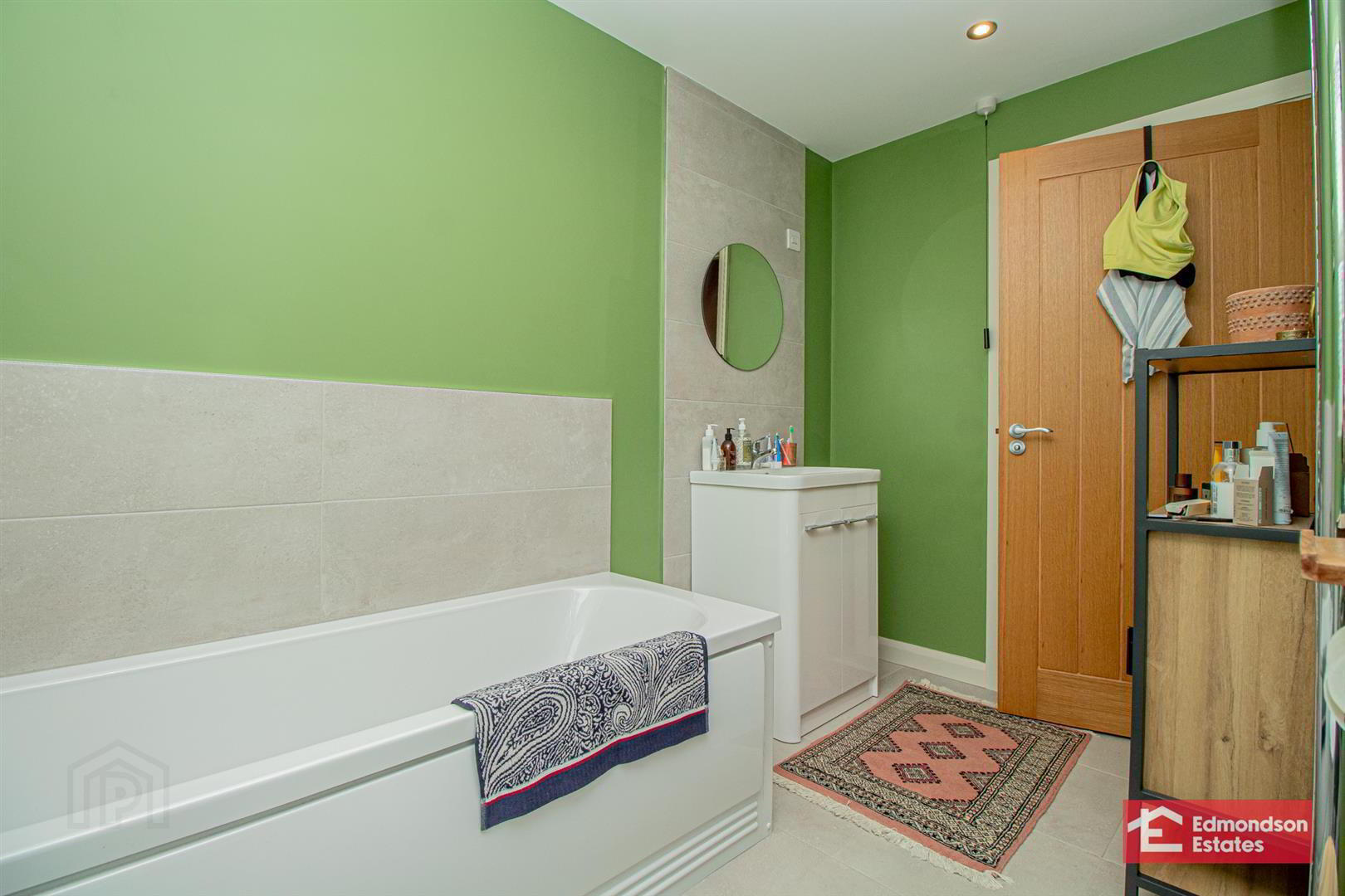 26 Carnwood Hall 17 of 18
