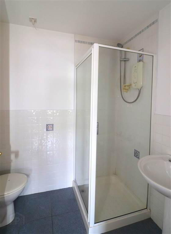 8 Saintfield Mews 6 of 8