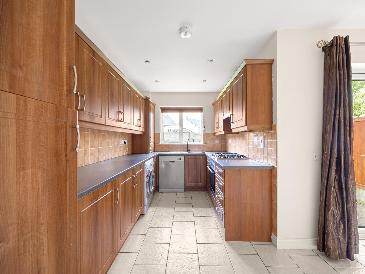 41 The Paddocks, Browneshill 5 of 23