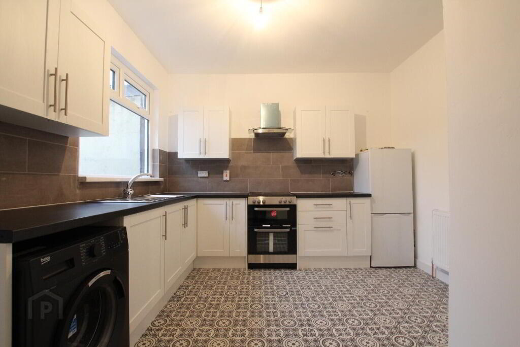 6 Derry Street 3 of 11