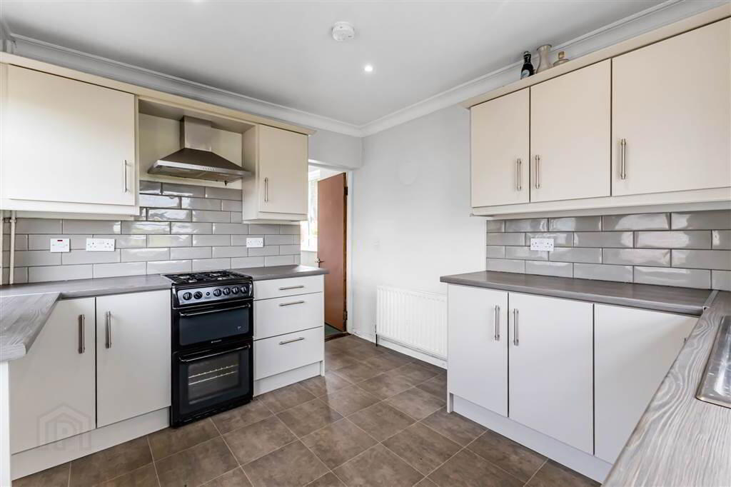 8 Lisburn Road 10 of 22