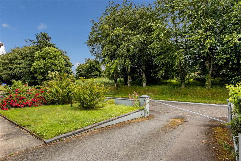 8 Lisburn Road 19 of 22