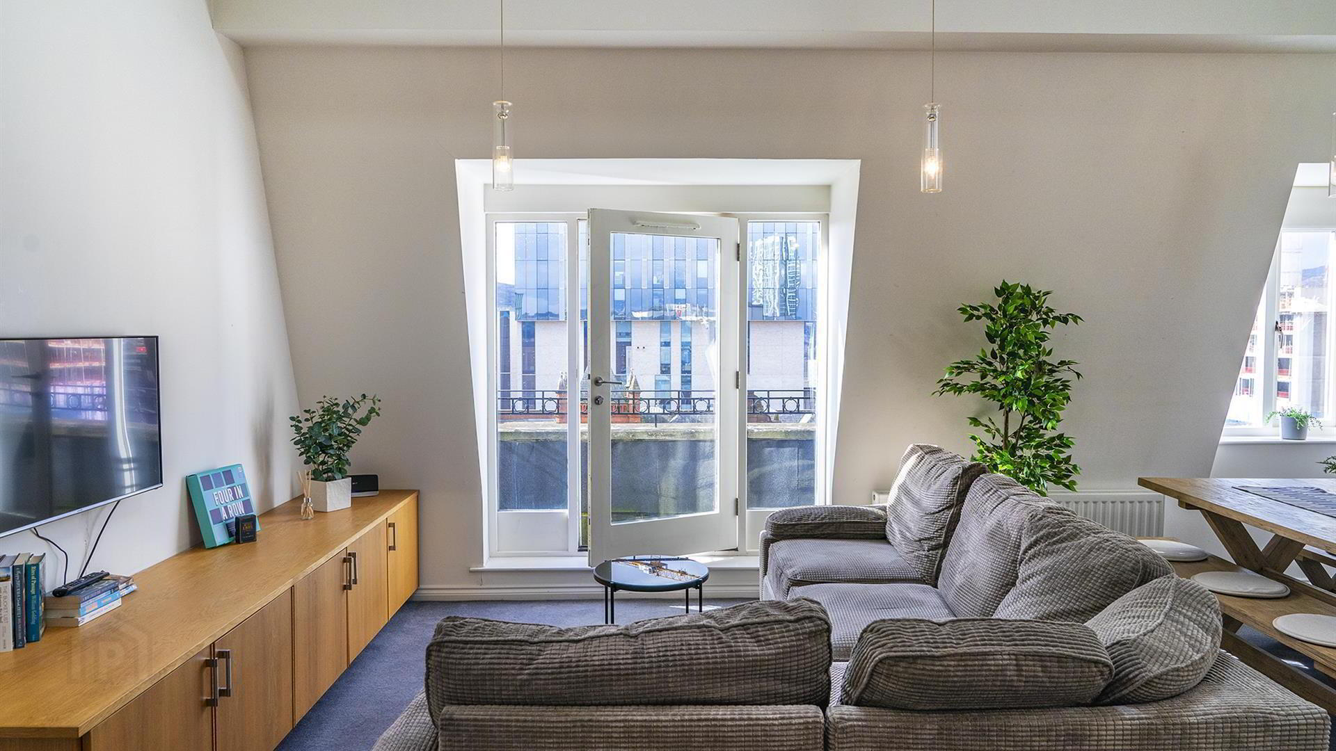 Apt 602 St Annes Square, 7 Edward Street 4 of 14