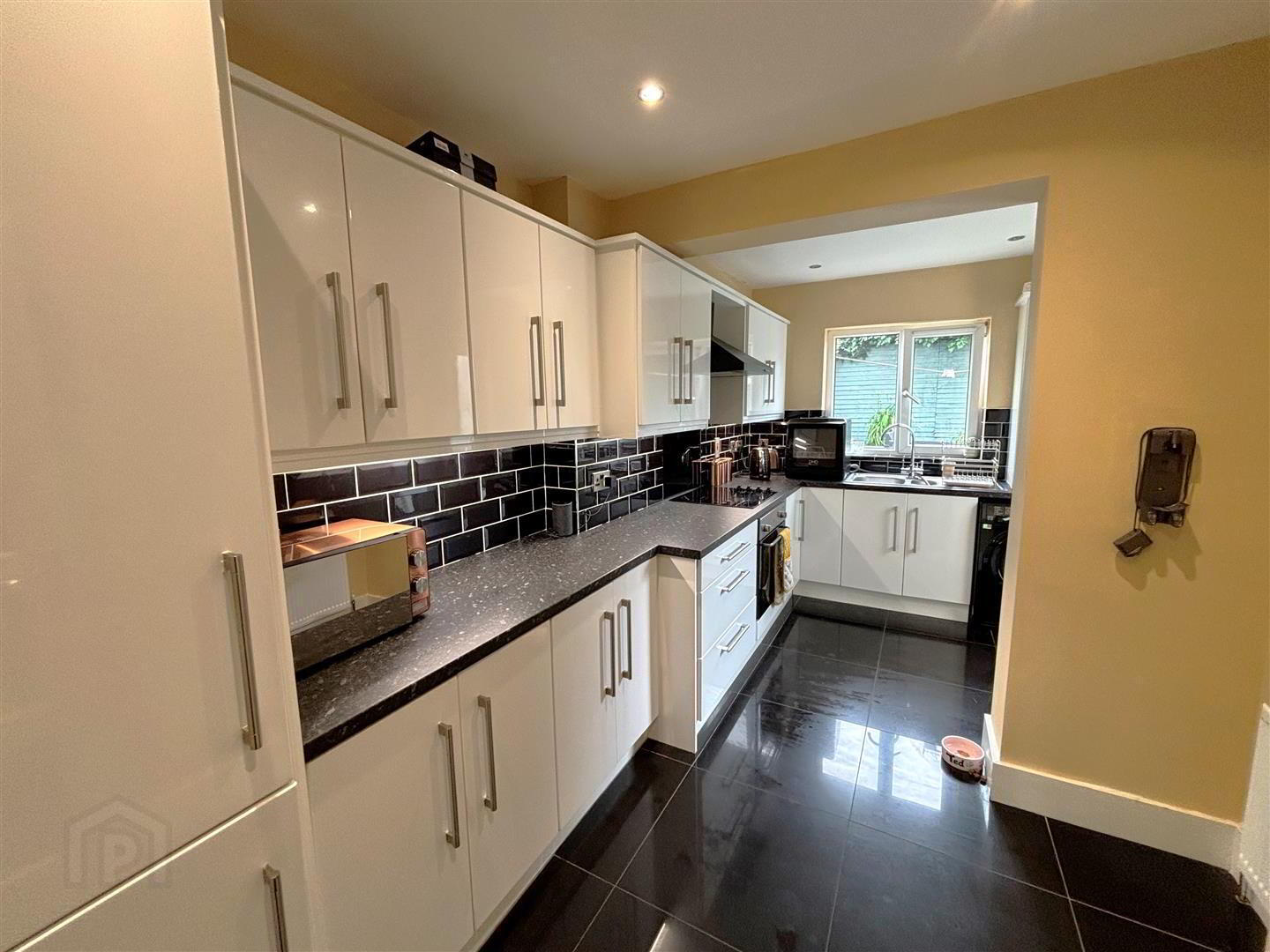 29 Ashfield Gardens 12 of 26