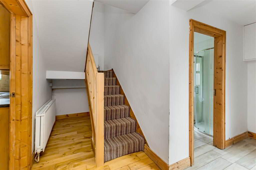 10 Lisburn Road 4 of 24