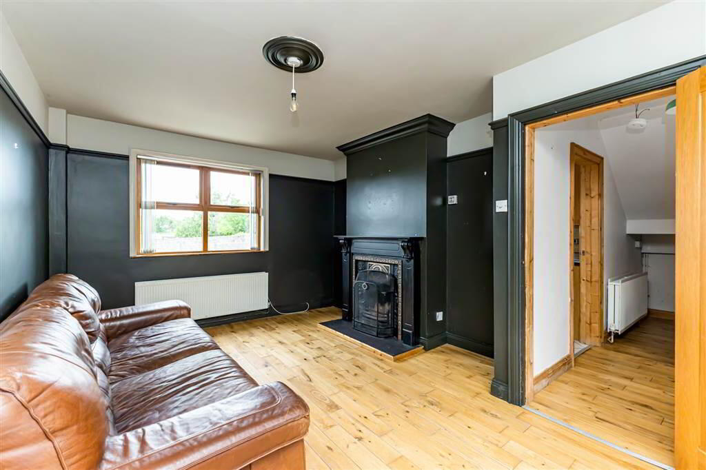 10 Lisburn Road 5 of 24
