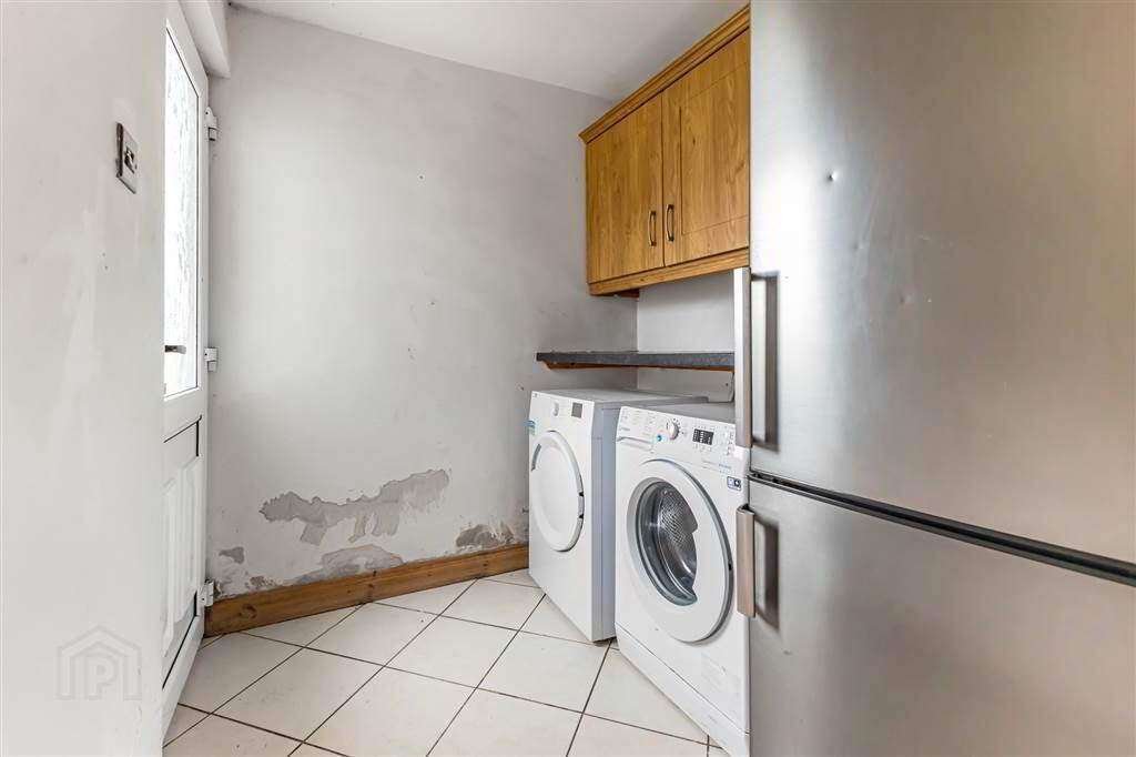10 Lisburn Road 10 of 24