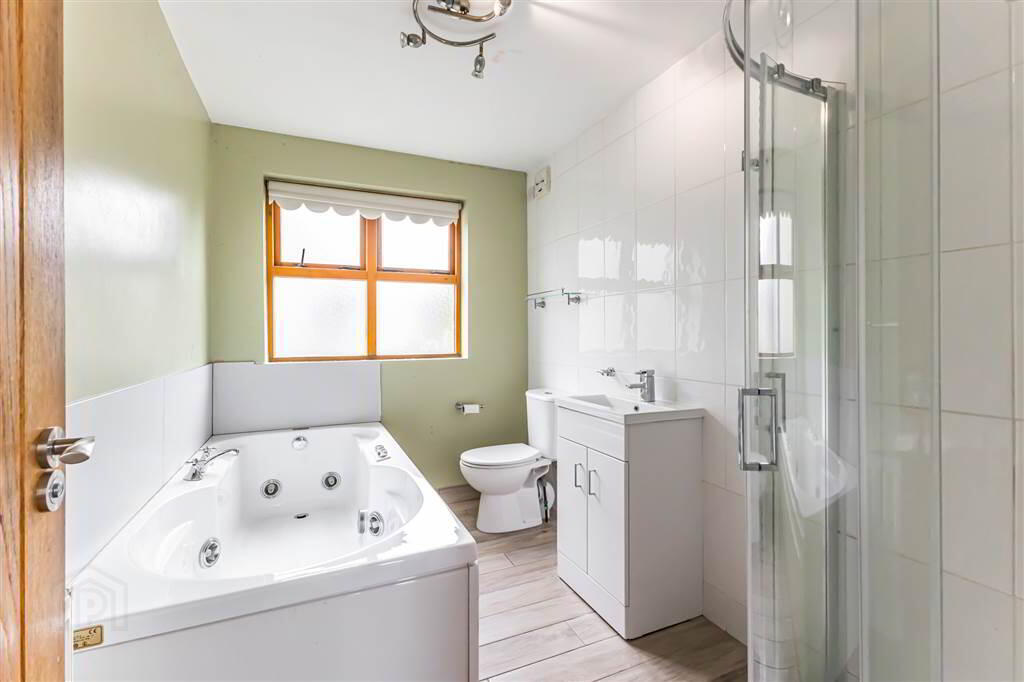 10 Lisburn Road 11 of 24