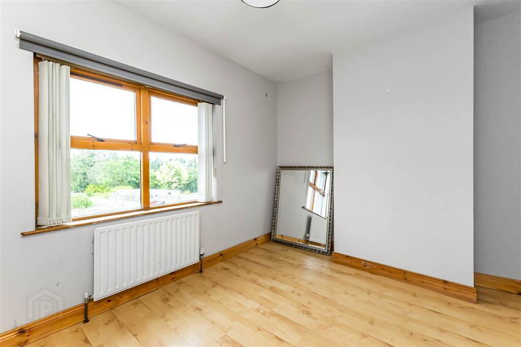 10 Lisburn Road 16 of 24