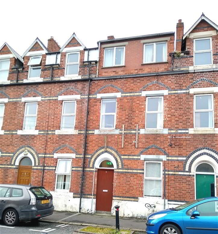 One Double Bedroom Available, 5 Magdala Street 1 of 6