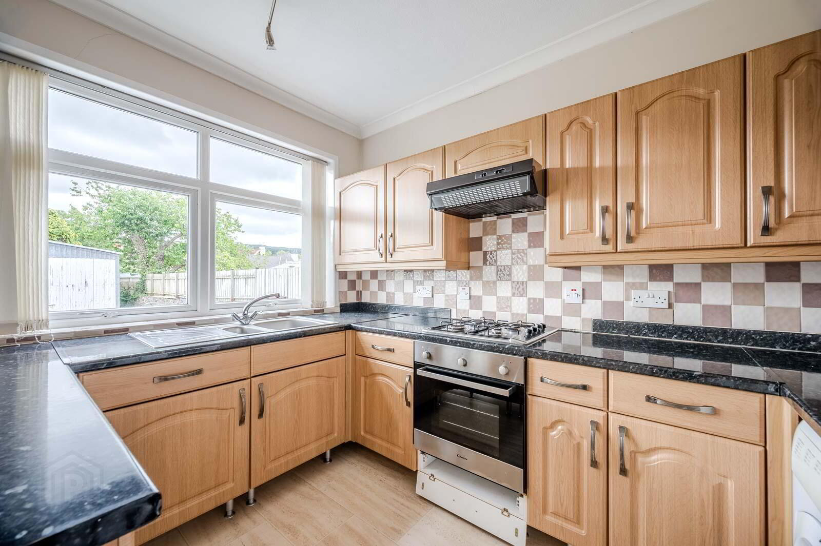 38 Kinnegar Road 6 of 13