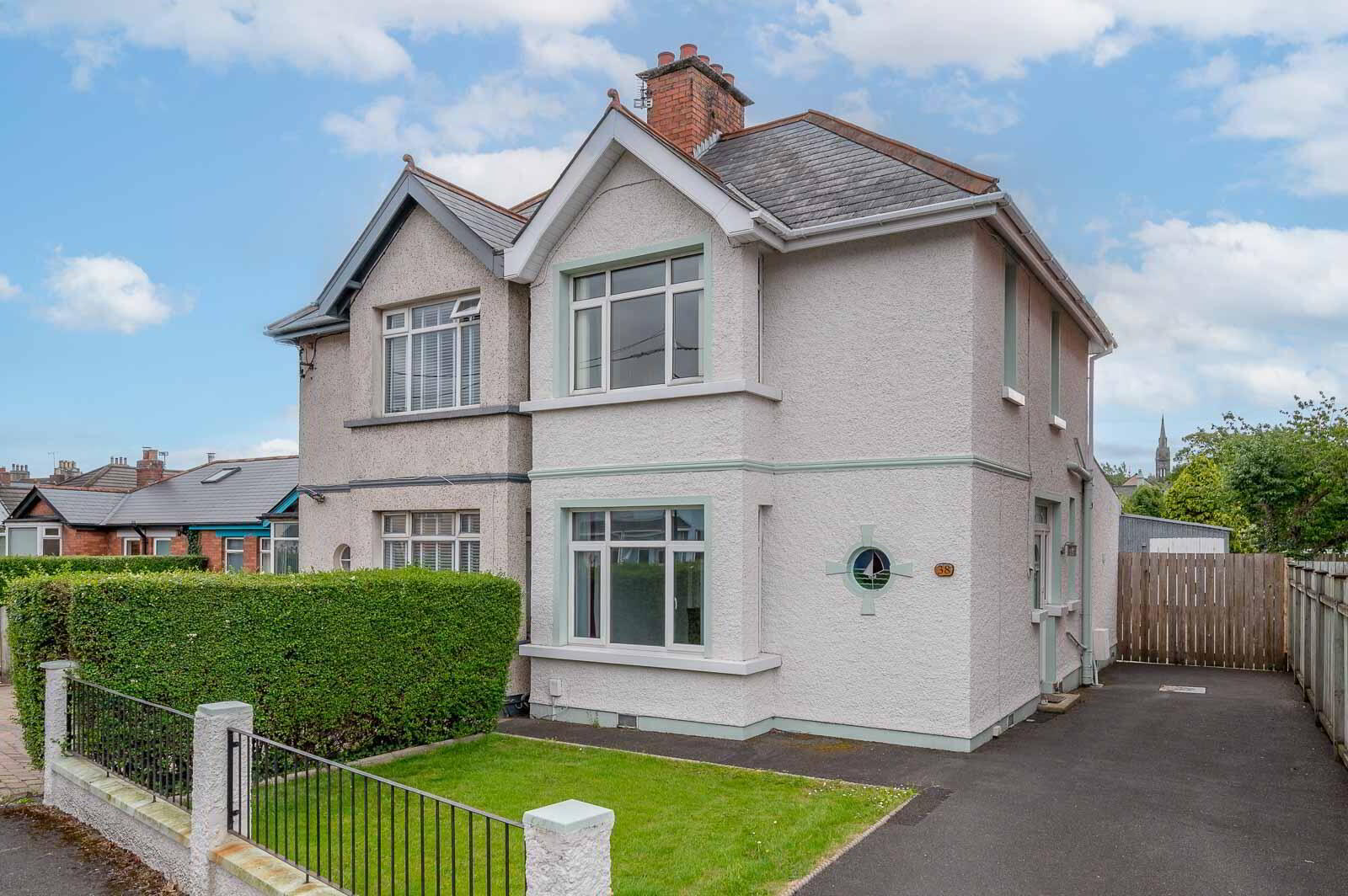 property description image
