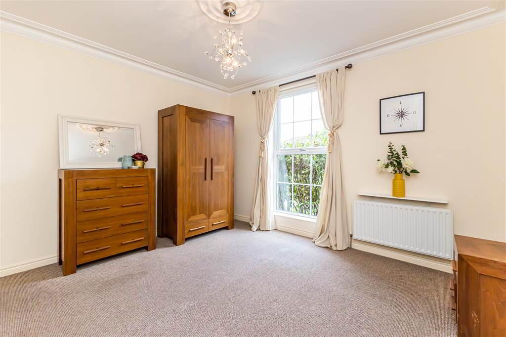36 Lady Wallace Walk 21 of 31