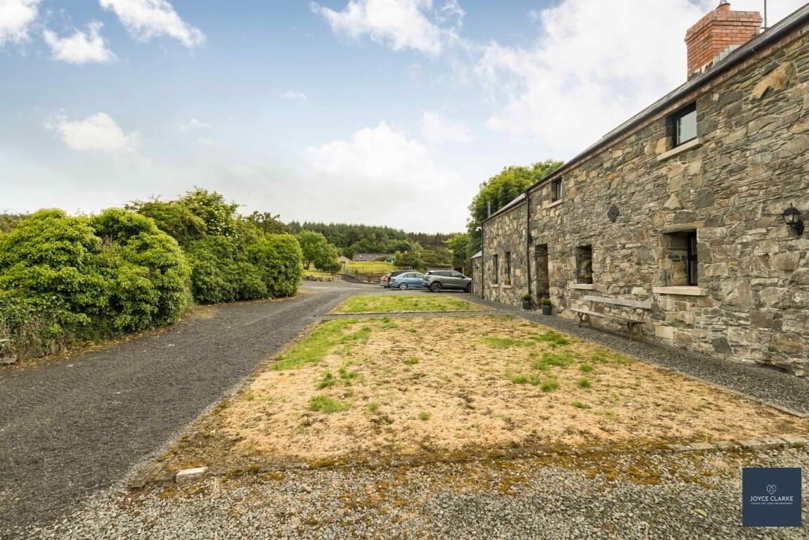 25b, Magheralone Road 28 of 51