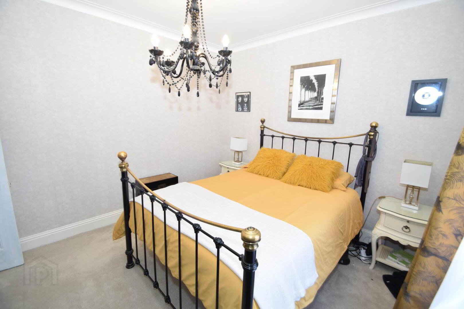 20 Knutsford Drive 18 of 29