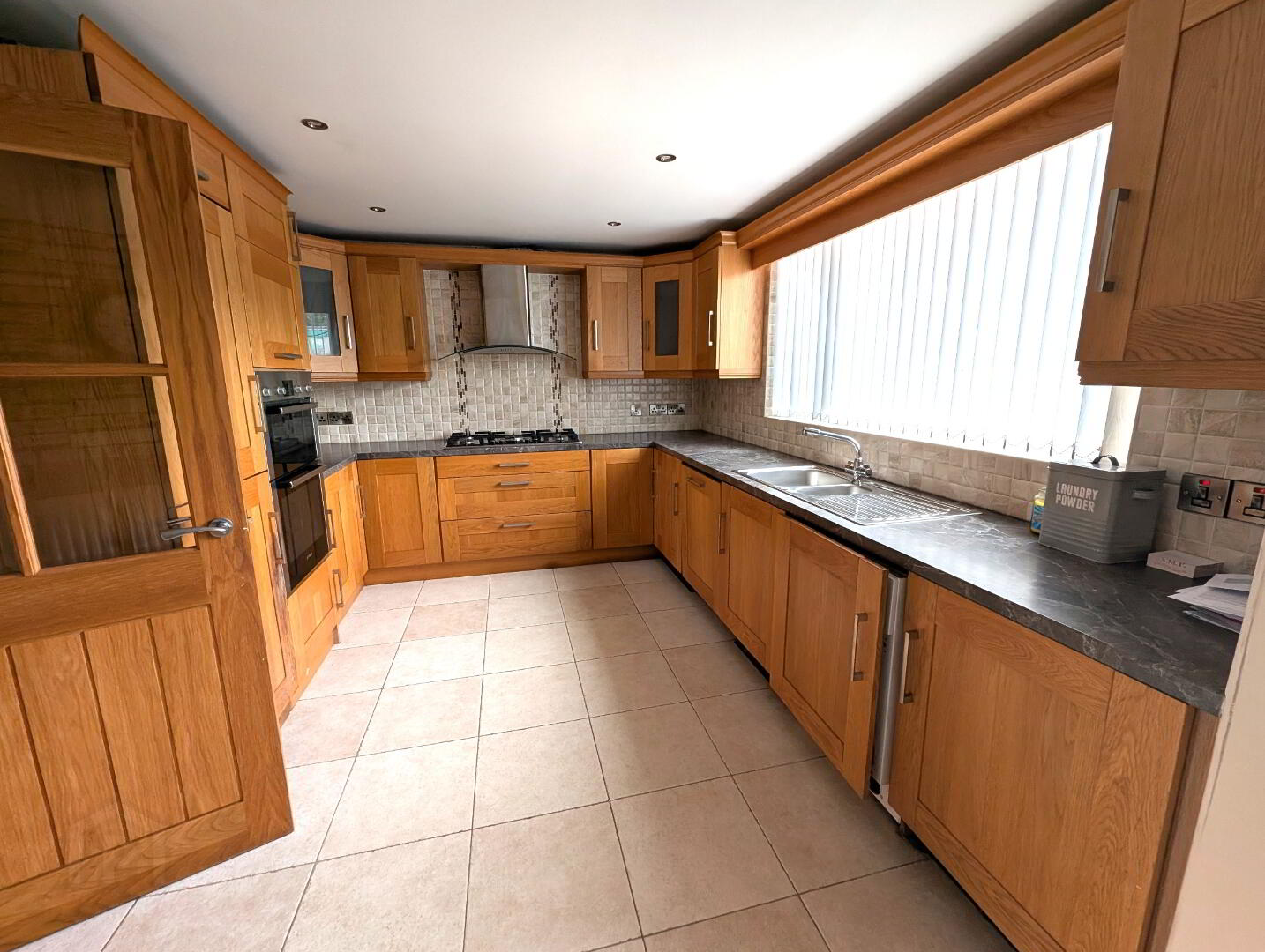 7 Newry Street 4 of 11