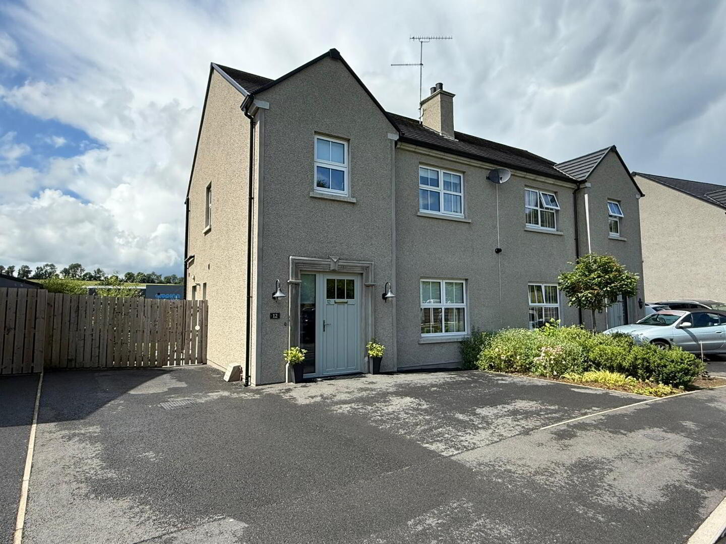 12 Crewroe Avenue 1 of 37